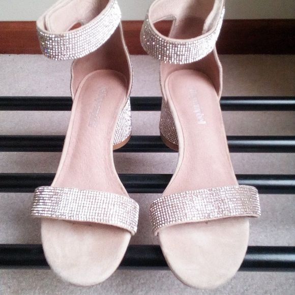 JEFFREY CAMPBELL Women Laura Crystal Gemstone Embellished Sandals - NEW NWOB - Picture 1 of 7